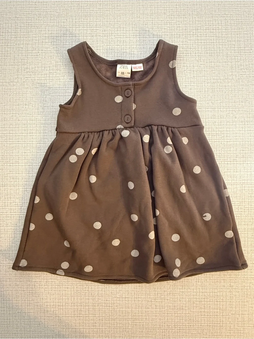 Zara sleeveless casual